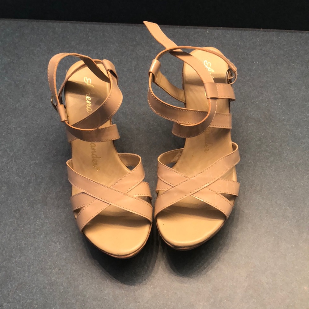 Cream Wedges